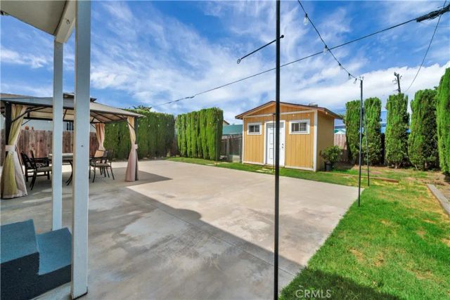 811 W Poplar Street, Compton, CA 90220