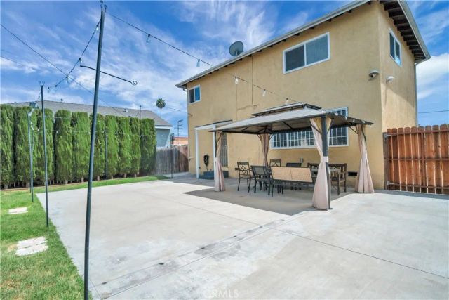 811 W Poplar Street, Compton, CA 90220