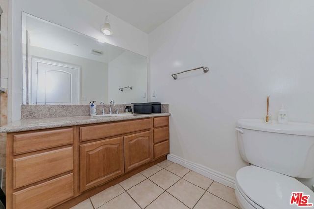 2743 Montrose Avenue 110, La Crescenta, CA 91020