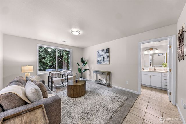14102 NE 86th Court, Redmond, WA 98052
