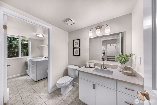 14102 NE 86th Court, Redmond, WA 98052