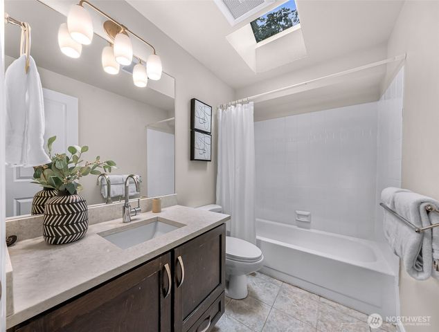 14102 NE 86th Court, Redmond, WA 98052