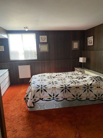 6013 Ridgeway Drive, Woodridge, IL 60517