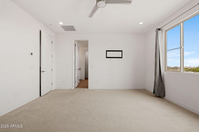 1458 E LODGEPOLE Drive, Gilbert, AZ 85298