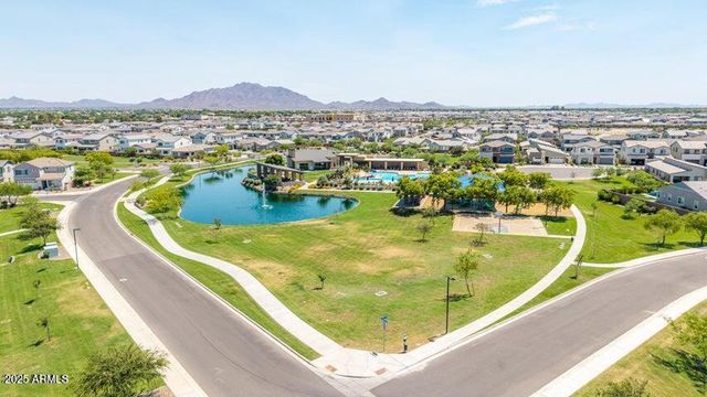 1458 E LODGEPOLE Drive, Gilbert, AZ 85298