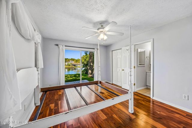 3346 AMERICA Avenue, Jacksonville Beach, FL 32250