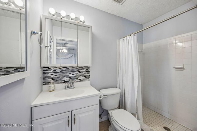 3346 AMERICA Avenue, Jacksonville Beach, FL 32250