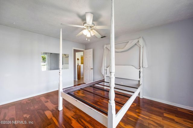 3346 AMERICA Avenue, Jacksonville Beach, FL 32250