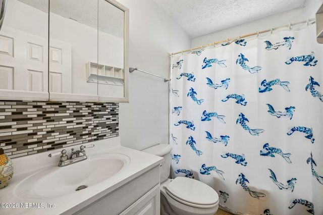 3346 AMERICA Avenue, Jacksonville Beach, FL 32250