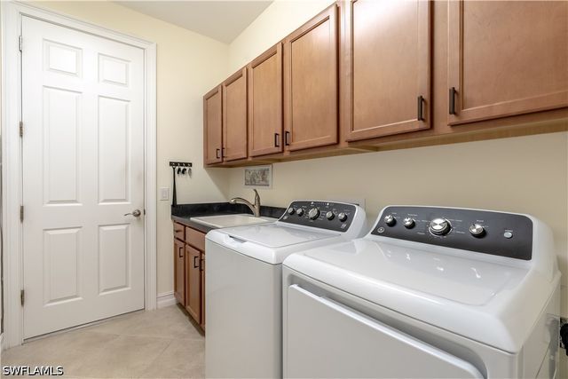7807 Bucks Run DR, Naples, FL 34120