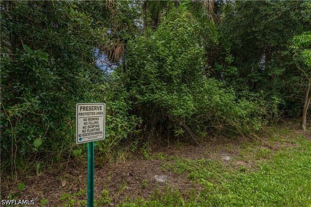 7807 Bucks Run DR, Naples, FL 34120