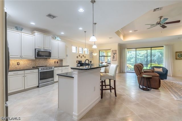 7807 Bucks Run DR, Naples, FL 34120