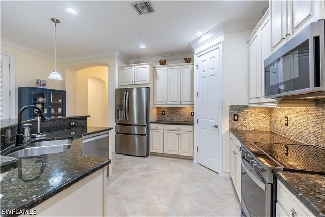 7807 Bucks Run DR, Naples, FL 34120
