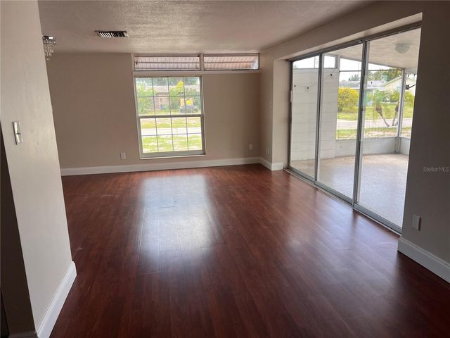 6111 ROLLINS STREET, Bradenton, FL 34207