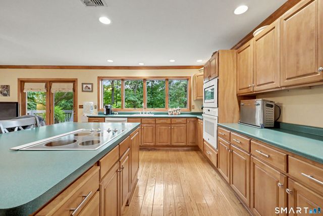 148-B Putnam Park Road, Bethel, CT 06801
