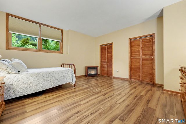 148-B Putnam Park Road, Bethel, CT 06801