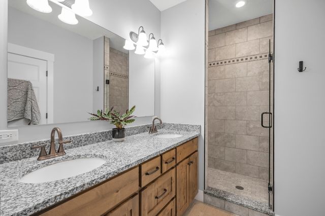 4075 275th Street W, Northfield, MN 55057