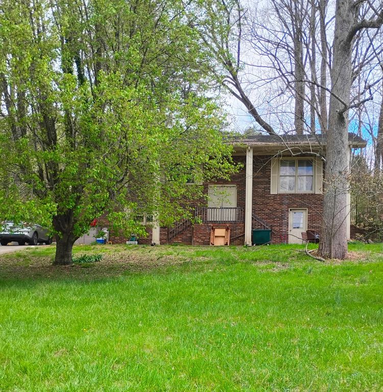 1616 Edgefield CT, Cookeville, TN 38506