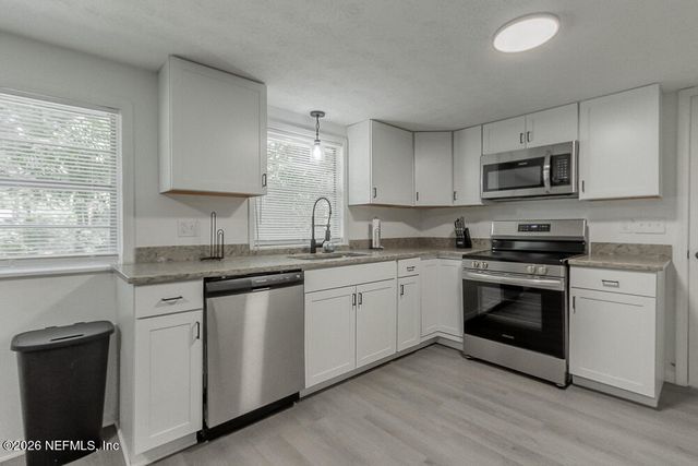 1059 LITTLE RUTH Road, Green Cove Springs, FL 32043