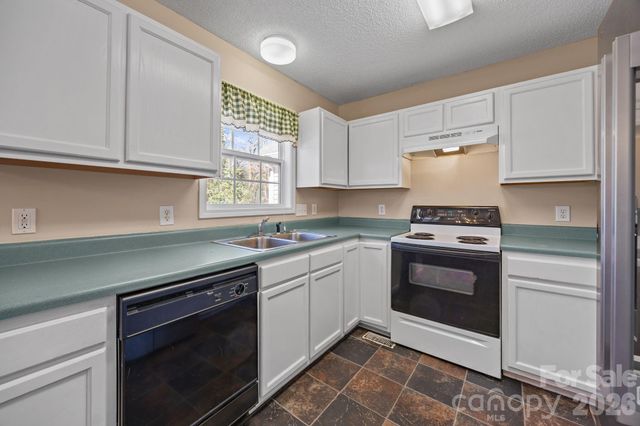 300 Chinaberry Drive, China Grove, NC 28023