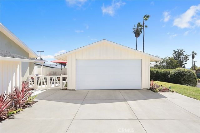 1140 Daveric, Pasadena, CA 91107