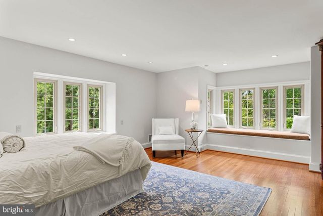 534 N ROSE LN, Haverford, PA 19041