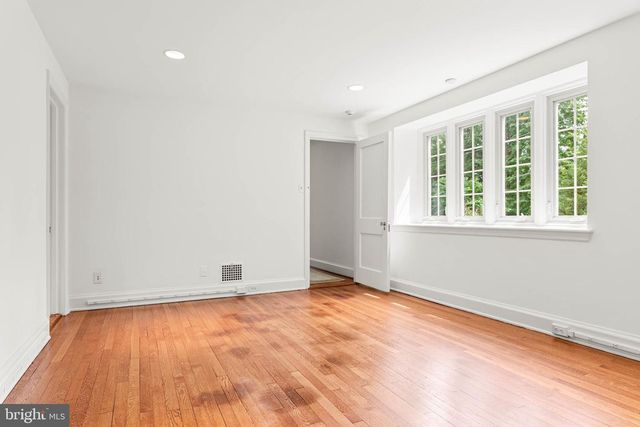 534 N ROSE LN, Haverford, PA 19041