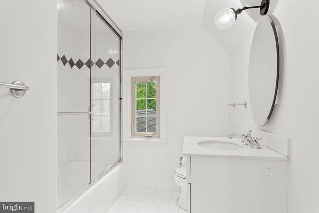 534 N ROSE LN, Haverford, PA 19041