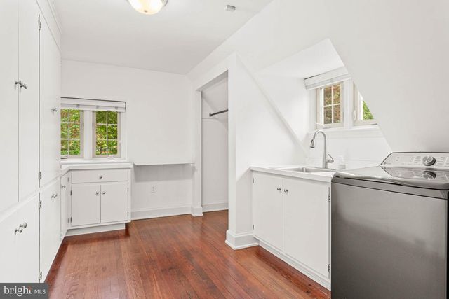 534 N ROSE LN, Haverford, PA 19041