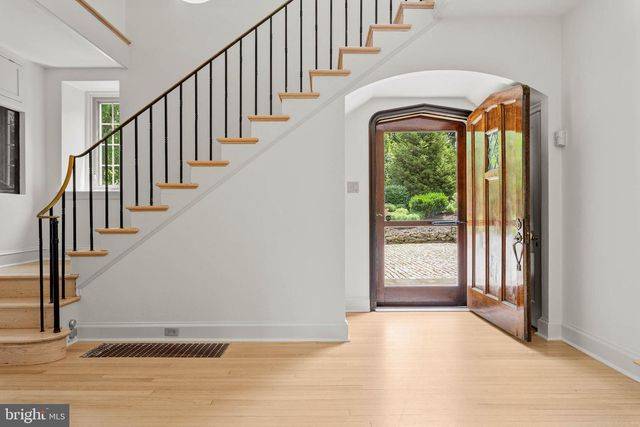 534 N ROSE LN, Haverford, PA 19041