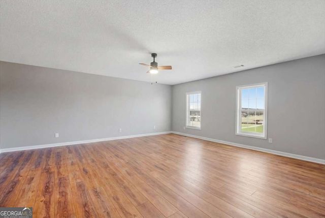 668 Pendley Road SE, Calhoun, GA 30701