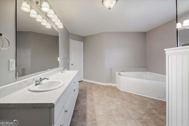 668 Pendley Road SE, Calhoun, GA 30701