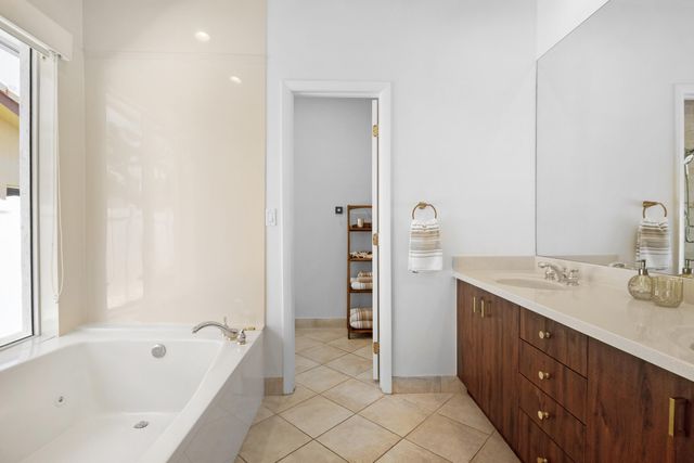 3312 NE 39th Street, Fort Lauderdale, FL 33308