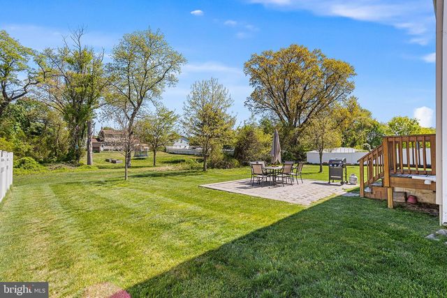 409 PIGOTT DR, Florence, NJ 08518