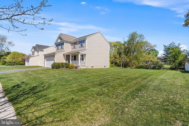 409 PIGOTT DR, Florence, NJ 08518
