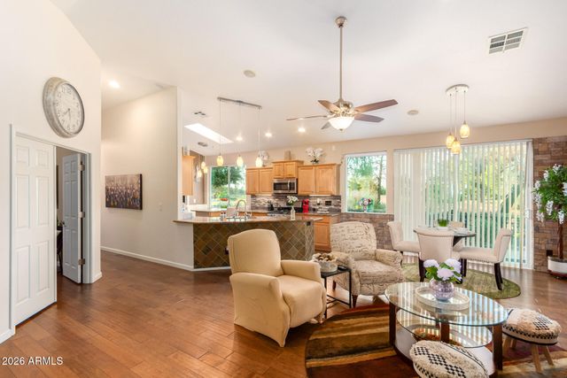 3341 E FREMONT Road, Phoenix, AZ 85042