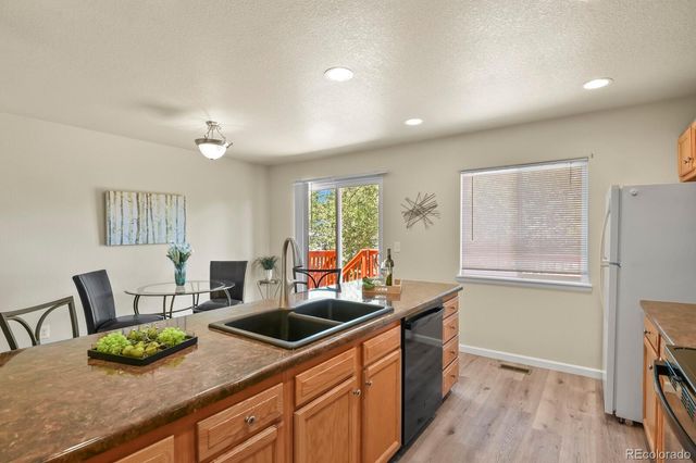 8737 W Floyd Drive, Lakewood, CO 80227