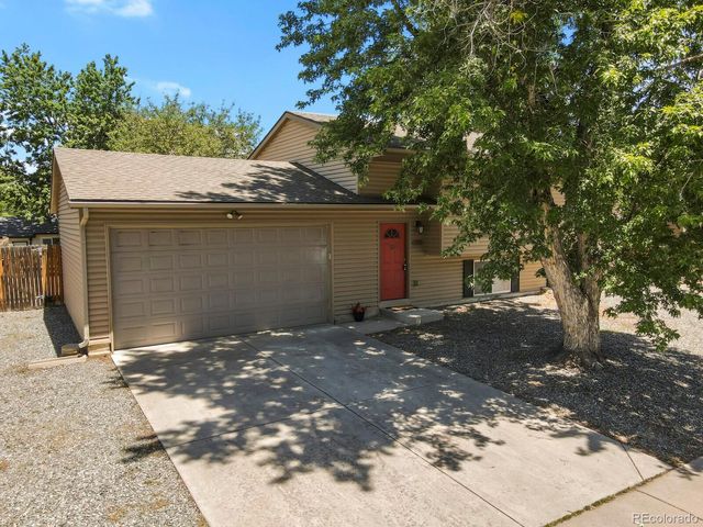 8737 W Floyd Drive, Lakewood, CO 80227