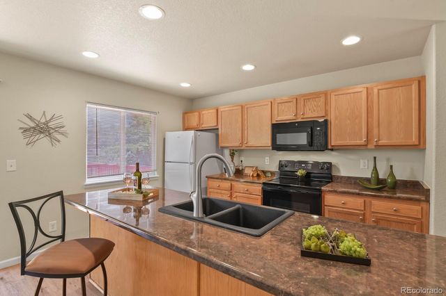 8737 W Floyd Drive, Lakewood, CO 80227
