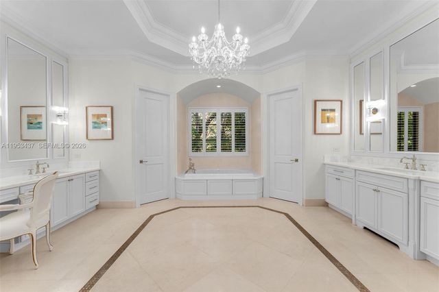 5865 SW 96th St, Pinecrest, FL 33156