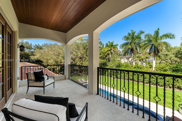 5865 SW 96th St, Pinecrest, FL 33156