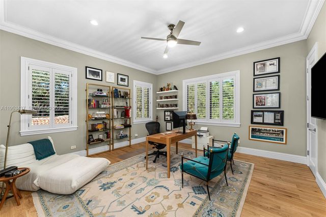 5865 SW 96th St, Pinecrest, FL 33156