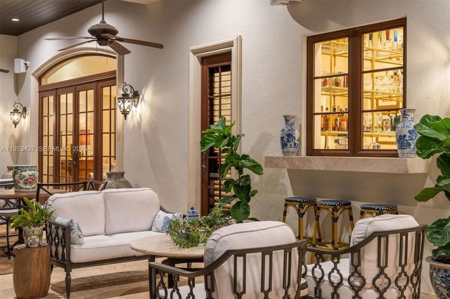 5865 SW 96th St, Pinecrest, FL 33156