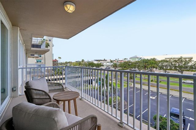 223 ISLAND WAY 4C, Clearwater Beach, FL 33767