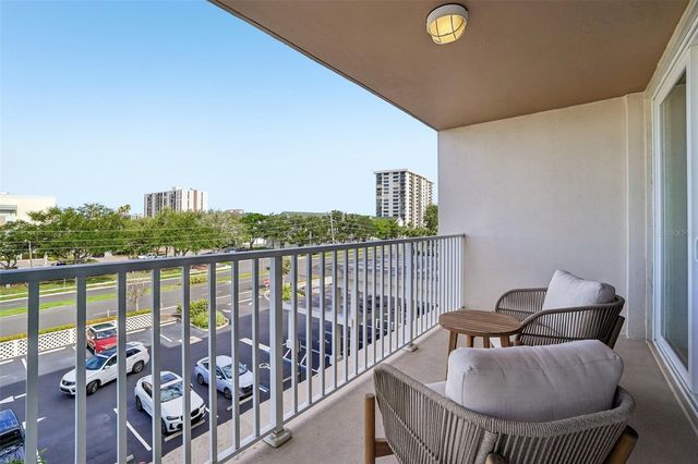 223 ISLAND WAY 4C, Clearwater Beach, FL 33767