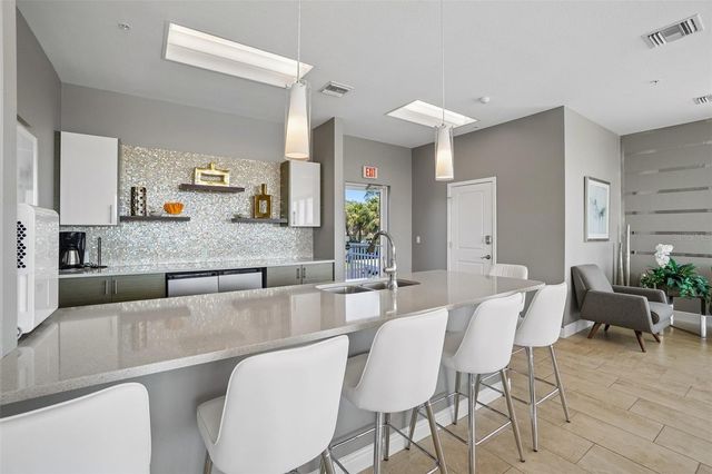 223 ISLAND WAY 4C, Clearwater Beach, FL 33767