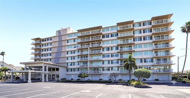 223 ISLAND WAY 4C, Clearwater Beach, FL 33767