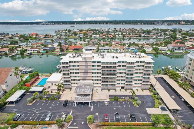 223 ISLAND WAY 4C, Clearwater Beach, FL 33767
