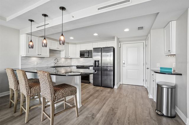 223 ISLAND WAY 4C, Clearwater Beach, FL 33767