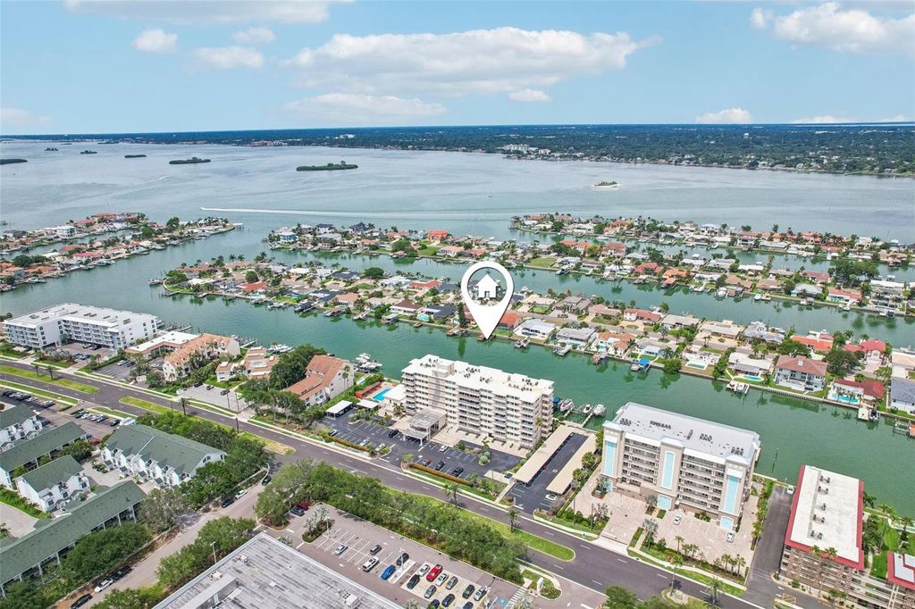 223 ISLAND WAY 4C, Clearwater Beach, FL 33767